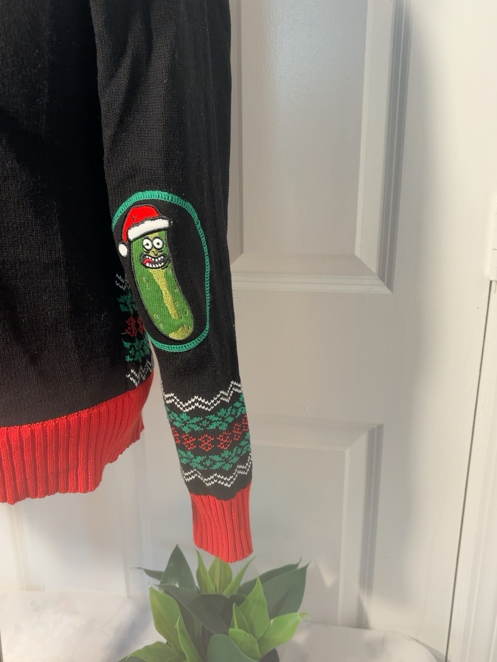 Men’s Rick and Morty Light-Up Christmas Ugly Sweater Size Small - Picture 5 of 8